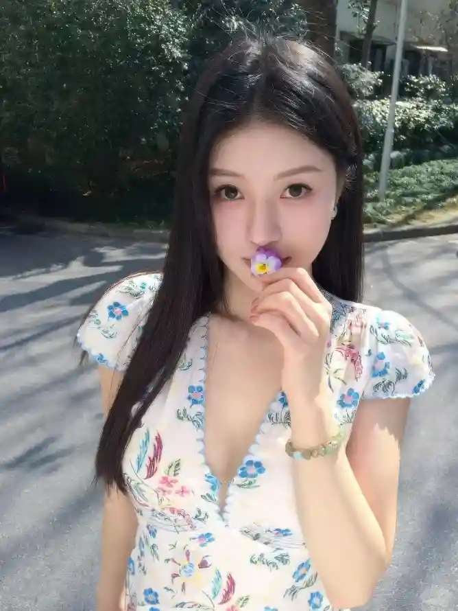 无码中文字幕av带剧情_亚洲熟女综合一区二区三区_亚洲日韩中文字幕无码一区