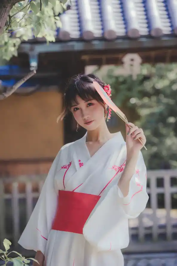无码中文字幕av带剧情_亚洲熟女综合一区二区三区_亚洲日韩中文字幕无码一区