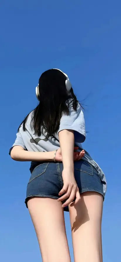 无码中文字幕av带剧情_亚洲熟女综合一区二区三区_亚洲日韩中文字幕无码一区
